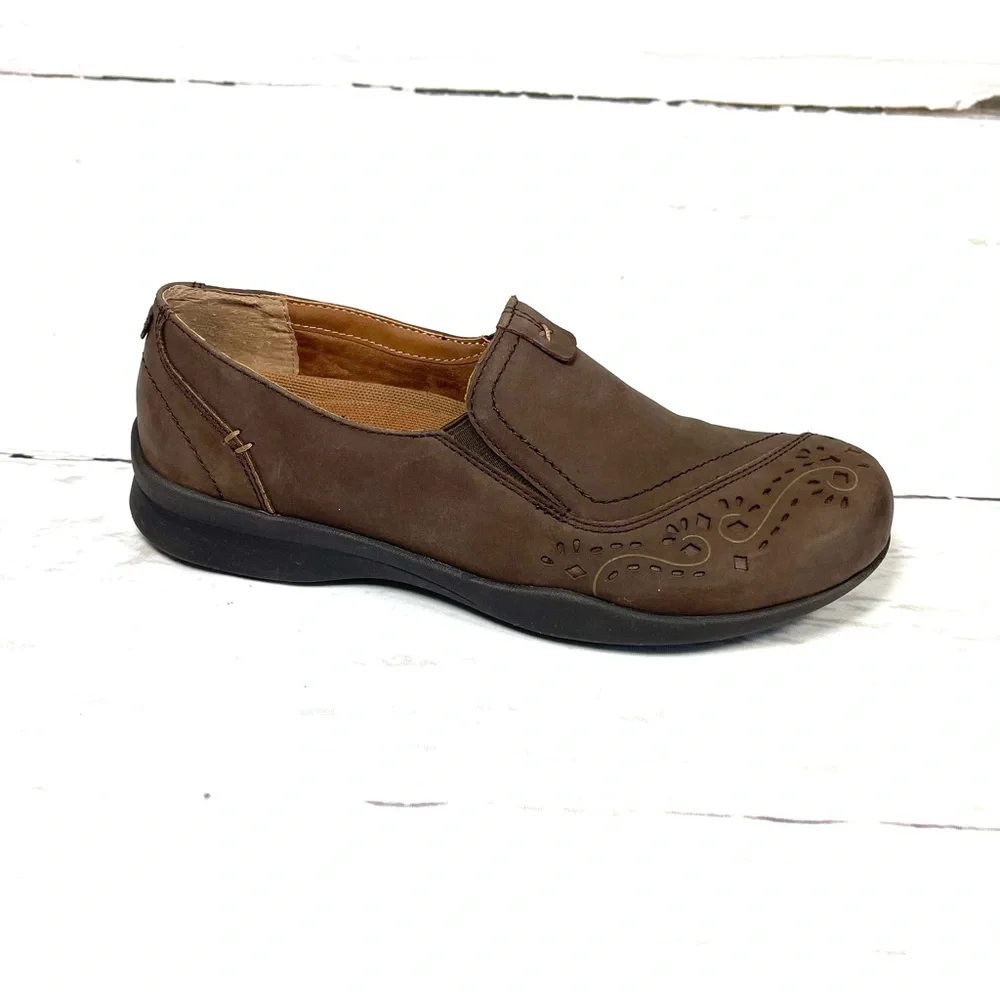 OTBT Victoria Loafers‎ Women’s Size 8.5W Brown Leather Laser Cut